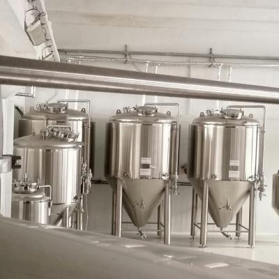 Cuves De Distillation